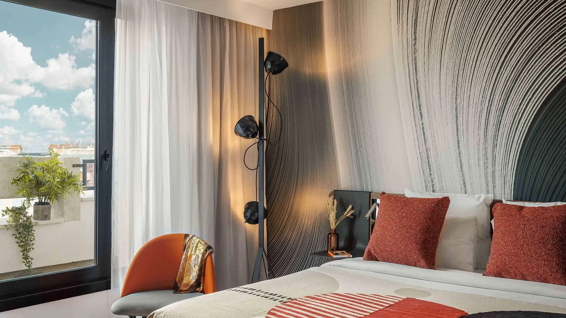 Novotel Vaugirard Montparnasse Hotel 4*
