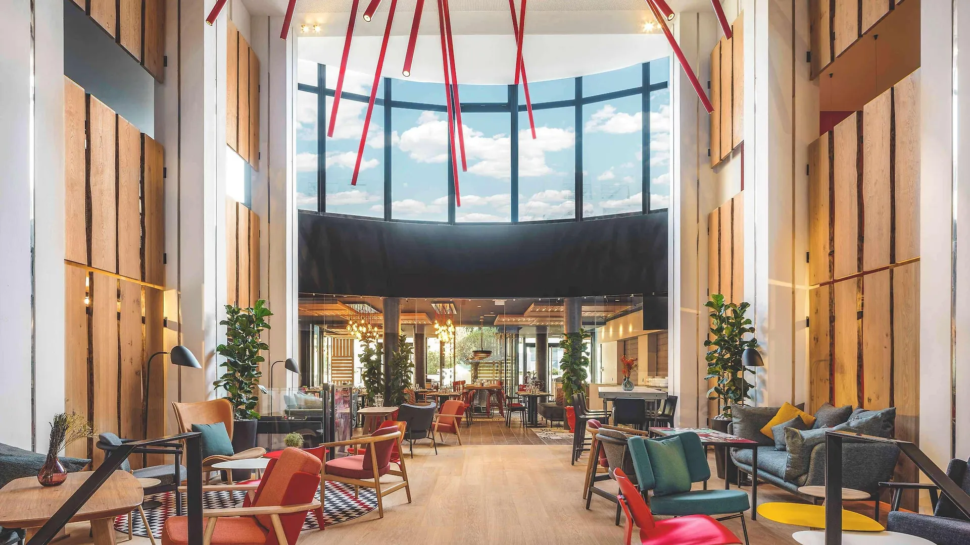 Novotel Vaugirard Montparnasse Hotel 4*