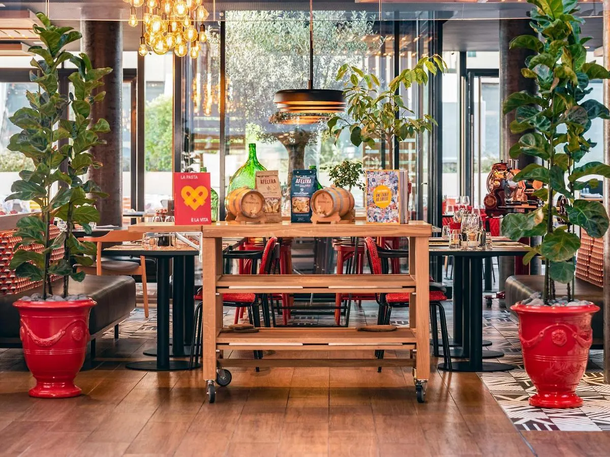 Hotel Novotel Vaugirard Montparnasse Paris