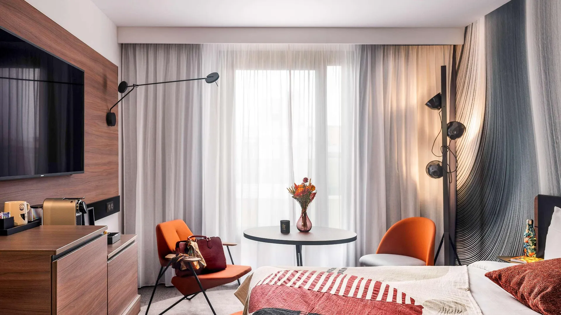 Novotel Vaugirard Montparnasse Hotel 4*